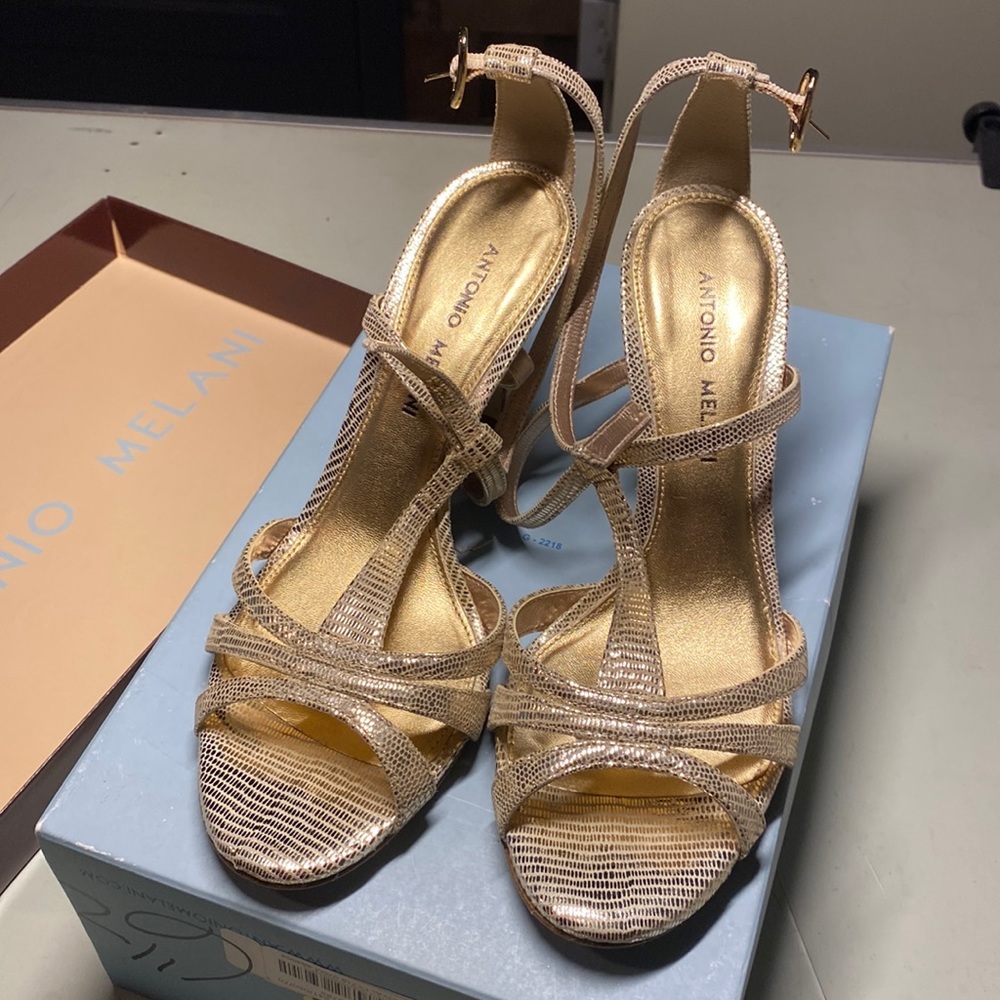Antonio Melani 6.5 gold dress heels